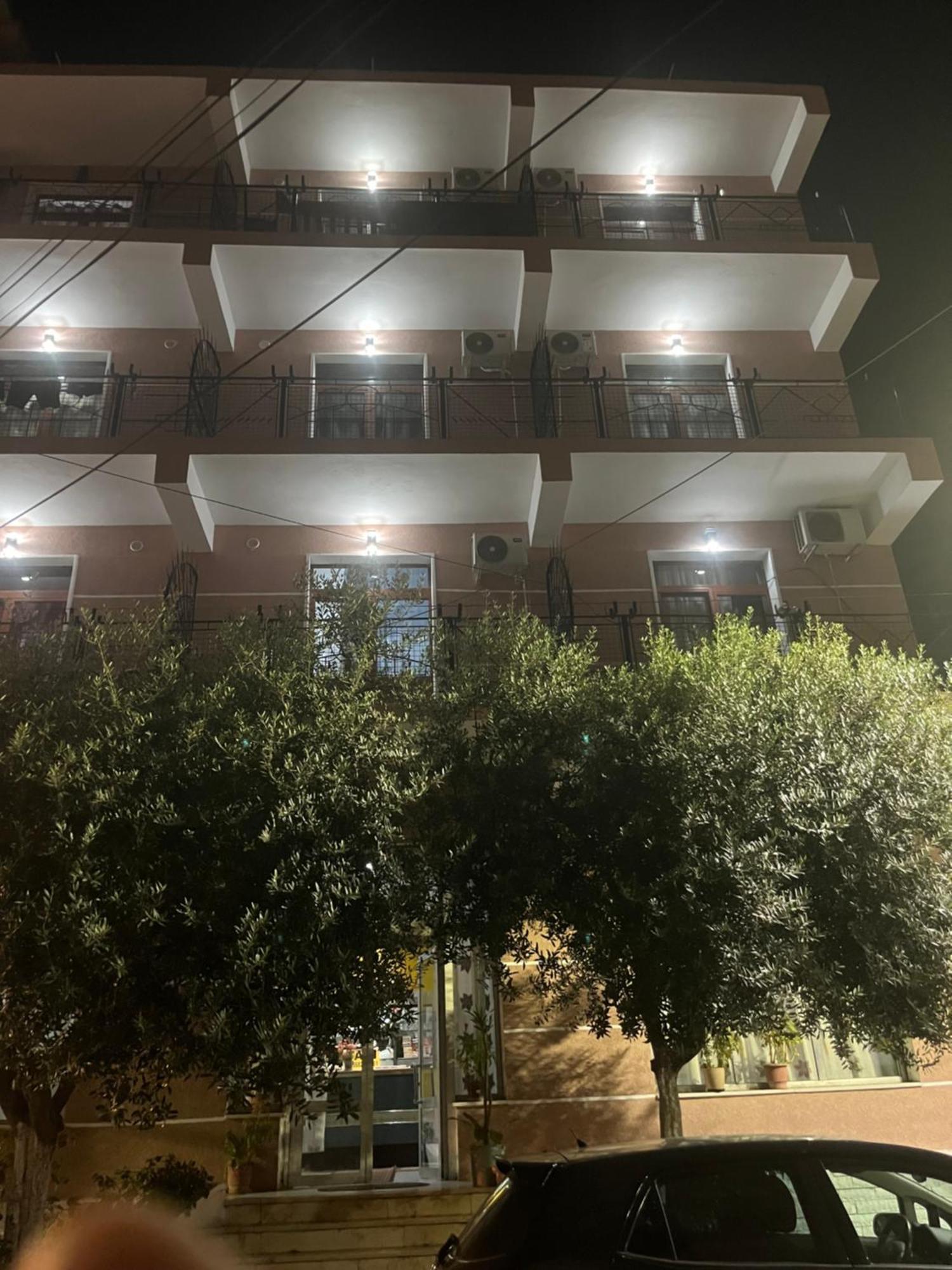 Hotel Luli City Center Durres Exterior photo