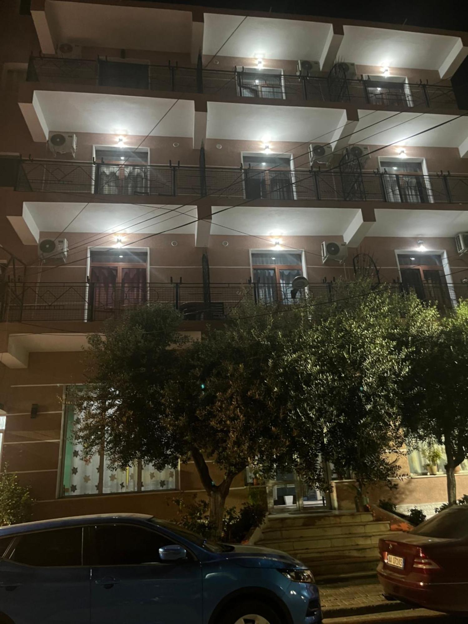 Hotel Luli City Center Durres Exterior photo